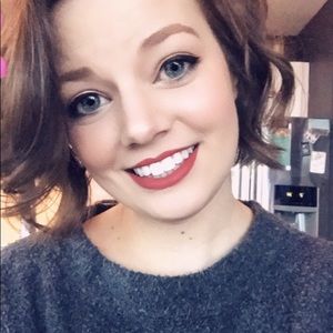 Meet your Posher, Alison